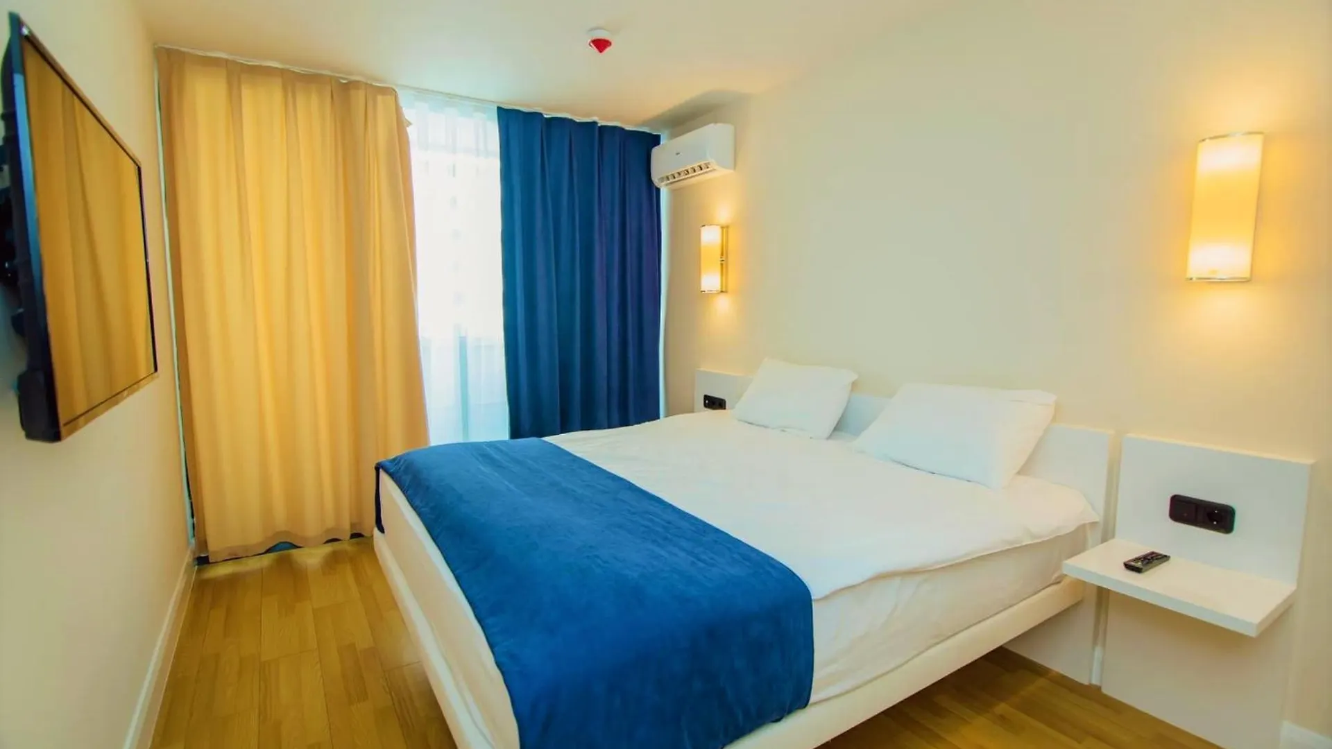 Batumi Sea Line Aparthotels 5*,
